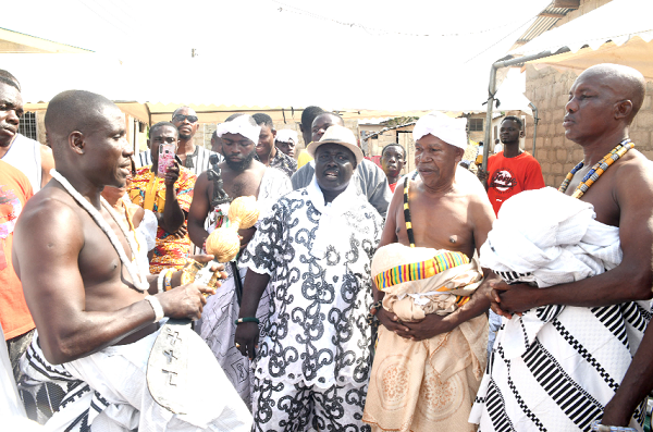 Sempe Amafrom installs chief