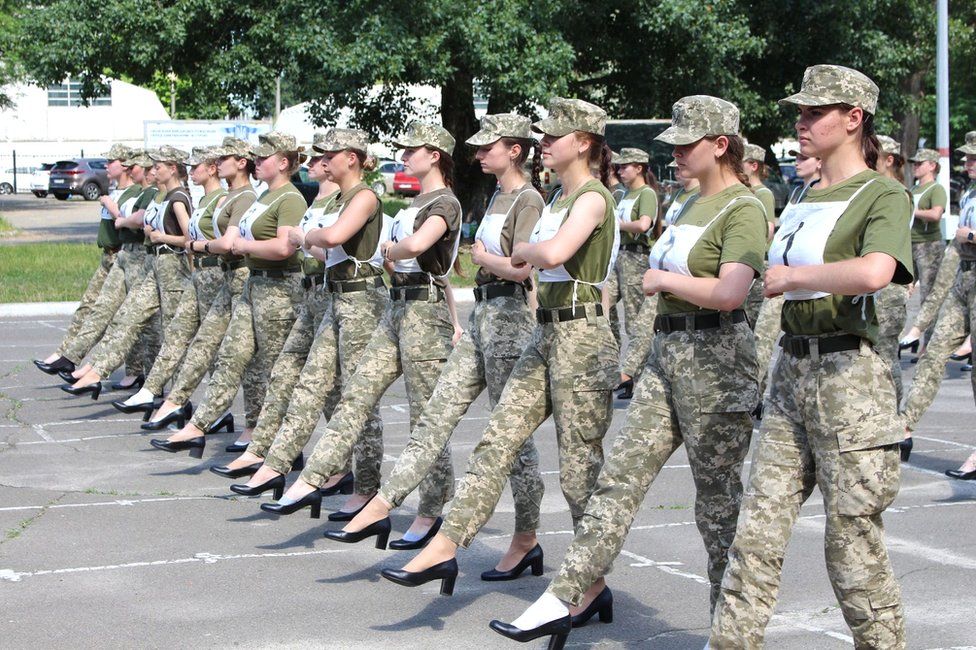 Ukraine's female soldiers to march in high heels