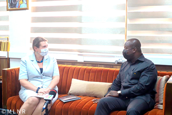 Ms Kati Csaba interacting with Mr Samuel Abu Jinapor