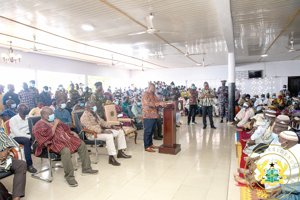 • The President addressing the chiefs and people of Wa