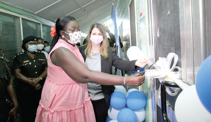 Dr Sheila Asamoah Okyere (left), acting officer in charge of the Paediatrics Unit of the 37 Military Hospital, and Ms Barbara Nel (right), Country President, Africa Cluster for AstraZeneca, cutting a tape to signify the handing over of the Nebulisation station. Picture: ESTHER ADJEI  