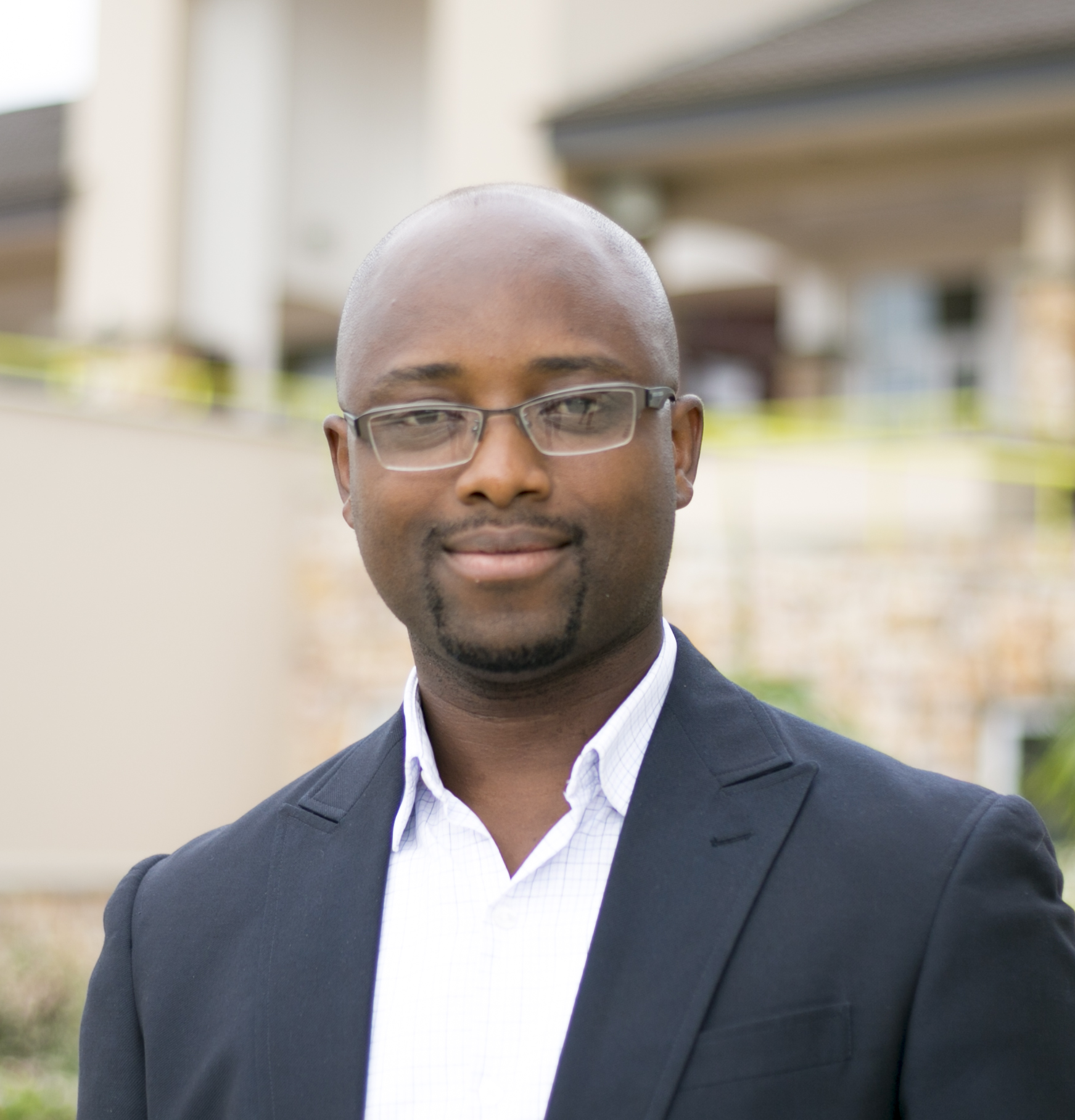 Dr Gordon Adomdza