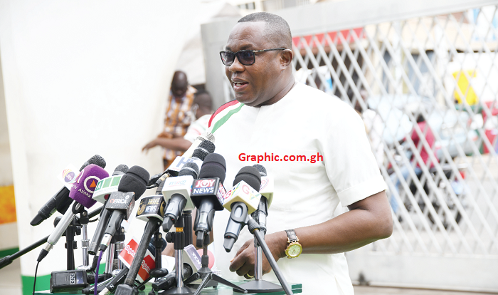  Mr Samuel Ofosu Ampofo, National Chairman of the NDC, delivering his address at the event. Pictures: EBOW HANSON