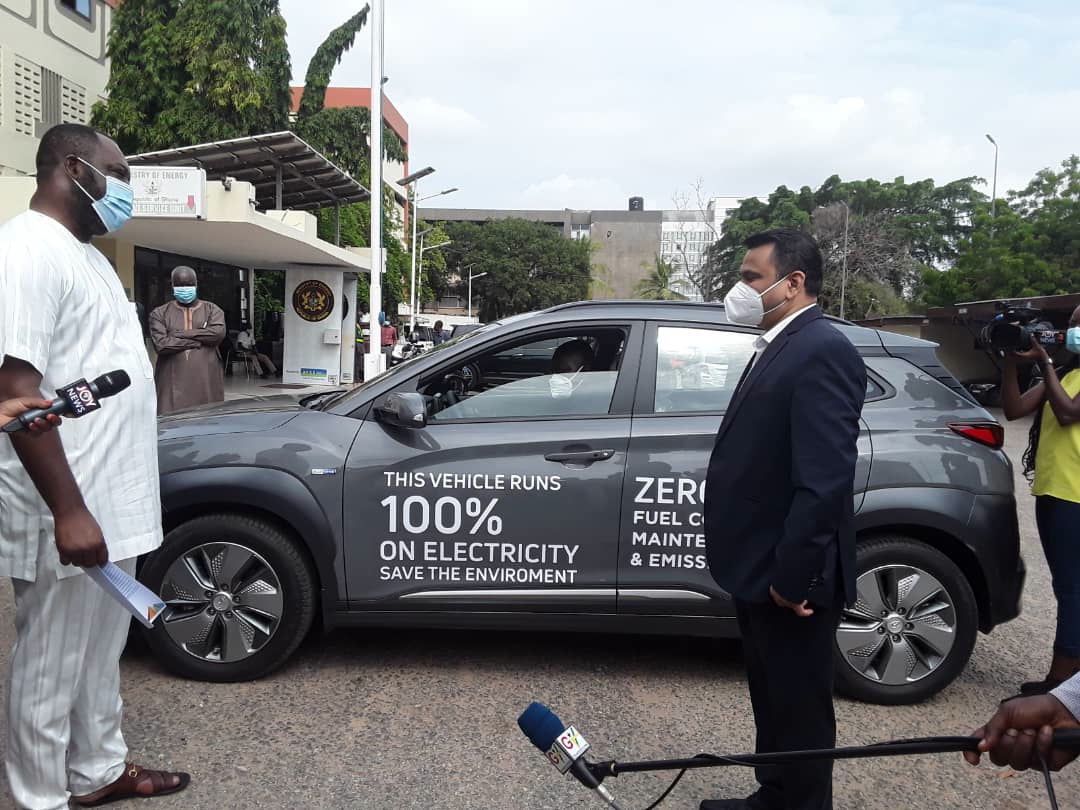 Energy Ministry to test-drive electric car