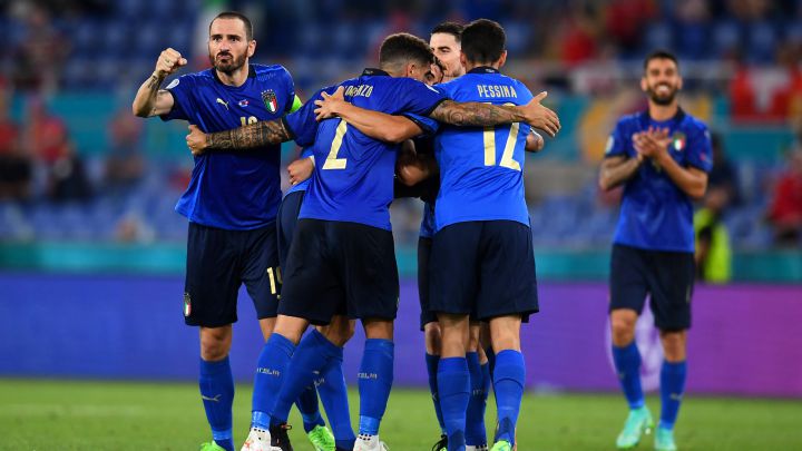 VIDEO: Italy beat Switzerland 3-0 to qualify for knockout stage