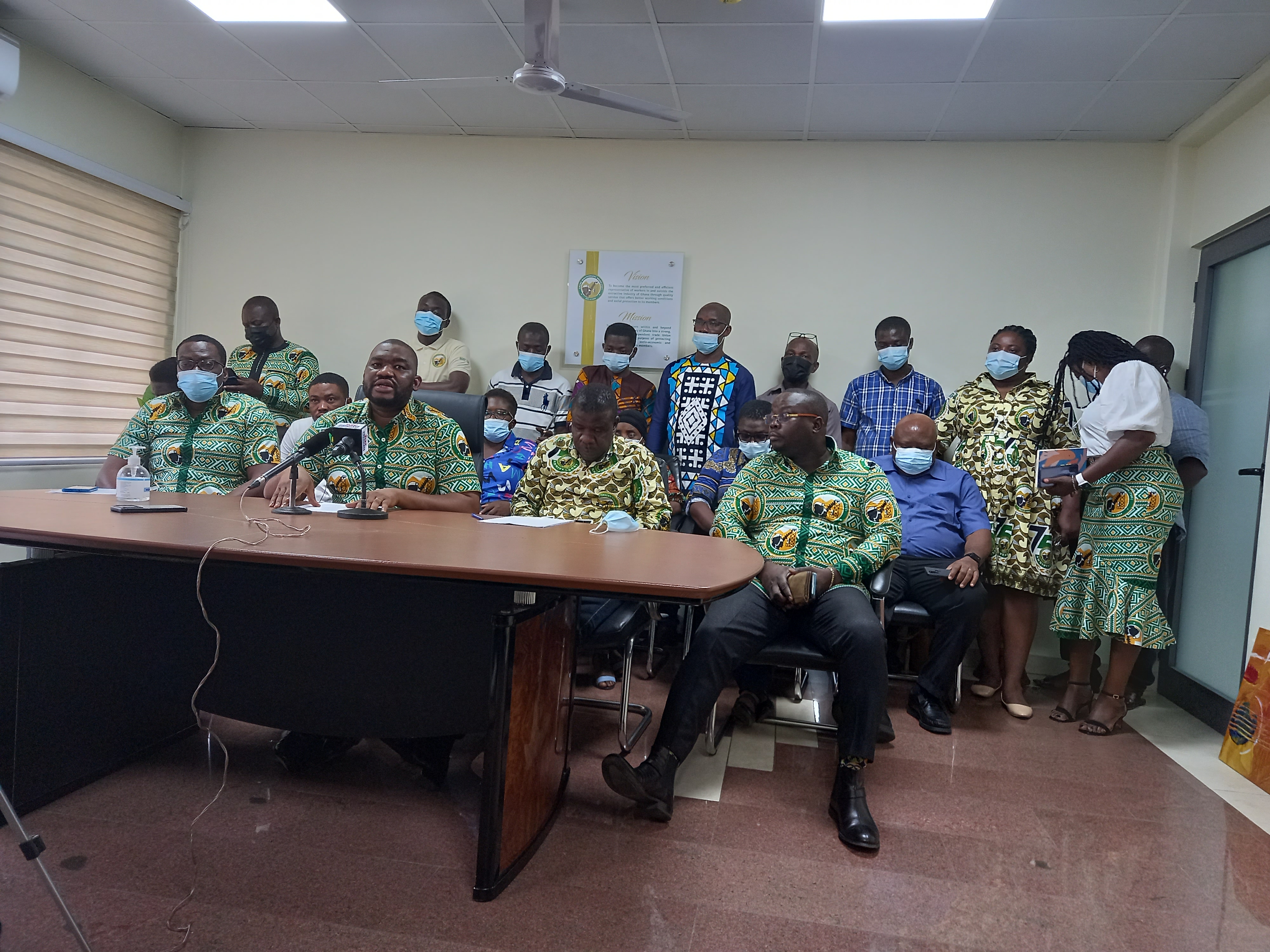 Mr Abdul-Moomin Gbana, General Secretary of the GMWU, addressing the news conference in Accra