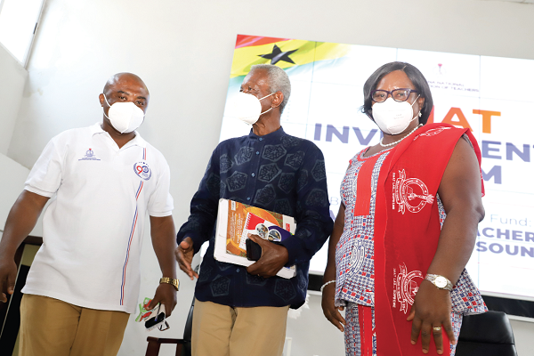 Mr Kwame Pianim (middle), an Economist, with Ms Philippa Larsen (right), President of GNAT, and Mr Thomas Musah (left), the General-Secretary of GNAT, after the forum. Picture: GABRIEL AHIABOR