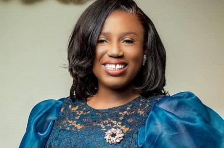 Diana Hamilton praises God for winning VGMA22 Artiste of the Year