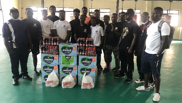 The technical team and boxers of the Black Bombers received the items