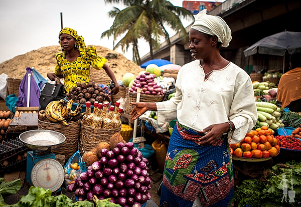 Stop 'examining' foodstuffs before buying them – market women to buyers - Vimarsana News