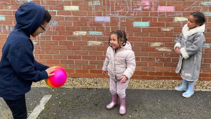 Covid: Parents urged to be 'vigilant' as schools fully reopen