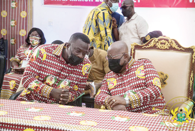 President Akufo-Addo in a tête-à-tête with Dr Yaw Baah during the congress
