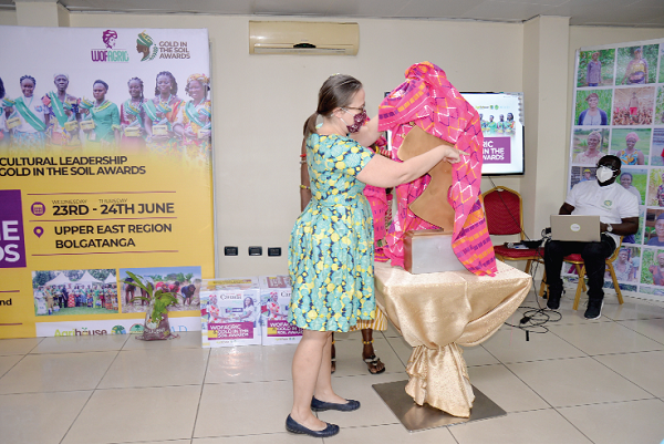  Ms Stephanie Brunet, Deputy Director of Operations at the Canadian High Commission, unveiling the artwork marking the launch of the Gold Soil Awards. Picture: ALBERTA MORTTY