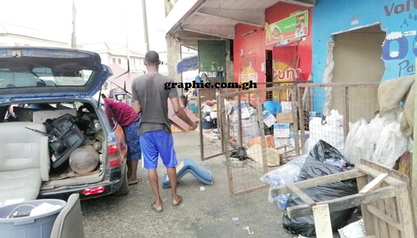 Traders move from Takoradi Market Circle