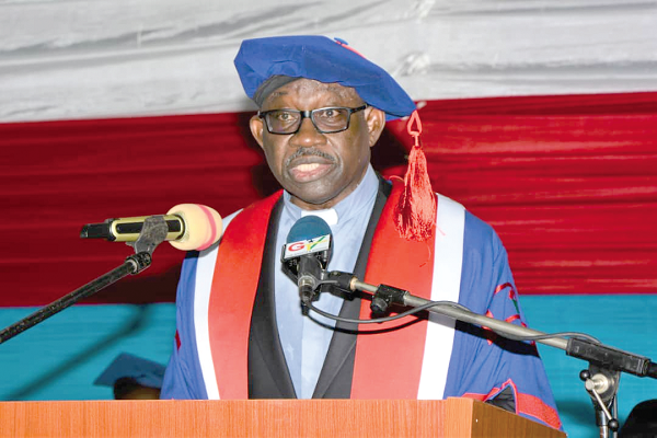 Rev. Prof. Emmanuel Adow Obeng addressing the graduation ceremony