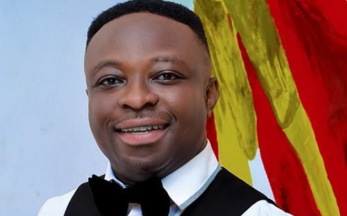 Gospel singer Kwaku Gyasi says he will not collaborate with secular artistes