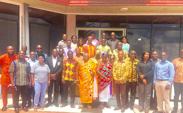Participants in a group picture after the workshop