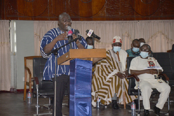 Dr Mahamudu Bawumia, Vice-President, launching the fund