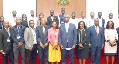 Justice Kwasi Anin Yeboah (3rd from right), Chief Justice, and Justice Cynthia Pamela Addo (2nd from right), Judicial Secretary, with members of the Judicial Press Corps