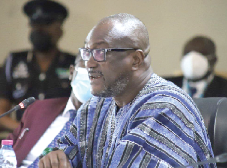 Prof. Henry Kwasi Prempeh, Executive Director, CDD, speaking at the forum in Kumasi. Picture: EMMANUEL BAAH