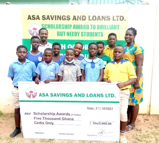 Asa Savings and Loans awards scholarship to needy pupils