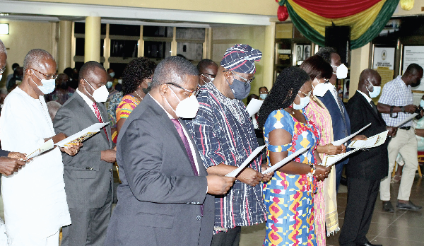 The inductees swearing the oath. Picture: MAXWELL OCLOO