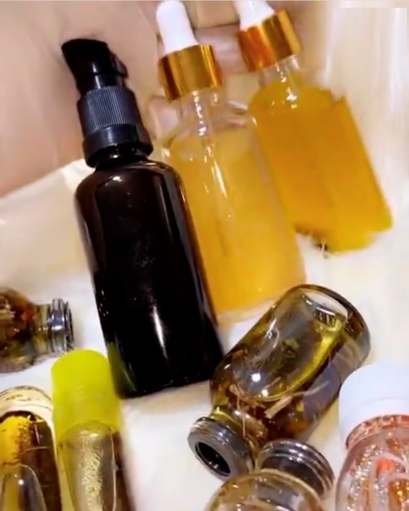 Attraction perfumes on display