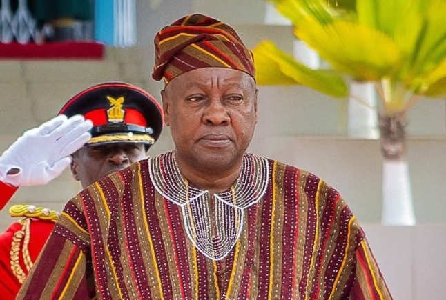 President Mahama opens student loan scheme to law students