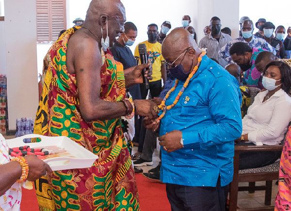  President Akufo-Addo in the studios of Eagle FM