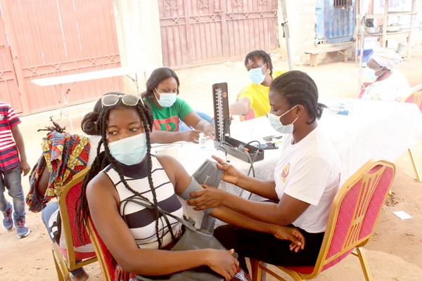  Health personnel attending to some community members during the screening exercise. Picture: Patrick Dickson