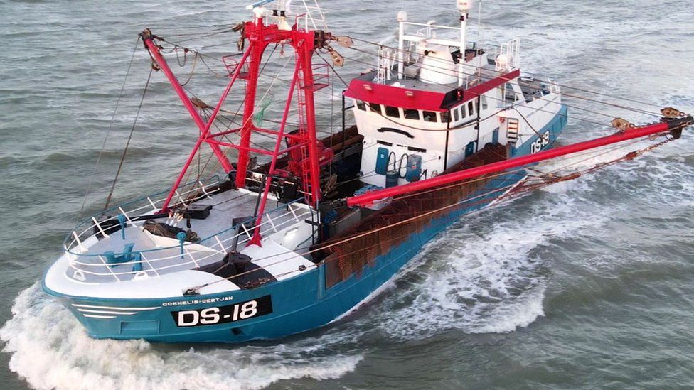 The Cornelis Gert Jan, which is owned by MacDuff Shellfish of Scotland, was detained when fishing in French waters