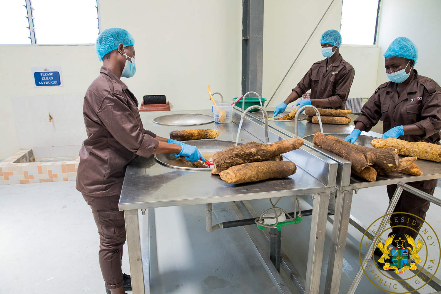 1D1F: GH¢10m yam, cassava factory commissioned in Addo Nkwanta