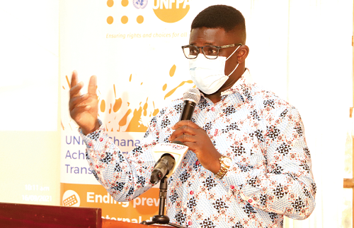  Mr Niyi Ojuolape, UNFPA Country Representative in Ghana, making a statement  at the meeting. Picture: EDNA SALVO-KOTEY