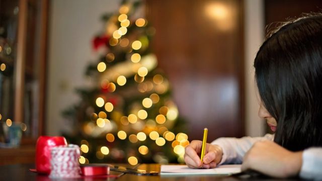 School pupils aim to crack GCHQ Christmas card code