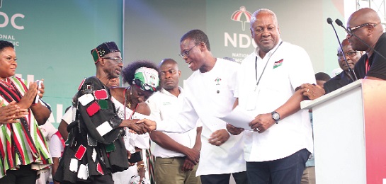  Johnson Asiedu Nketiah (2nd from left), newly elected National Chairman of the NDC, in a handshake with Fifi Kwetey, the newly elected General Secretary, after the congress. Also in the photograph is former President John Dramani Mahama (2nd from right). Picture: MAXWELL OCLOO 