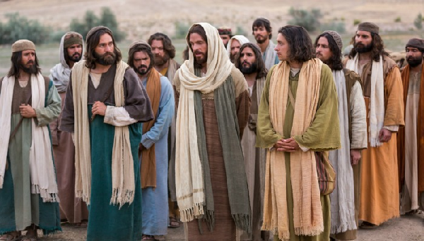 Jesus and his 12 apostles