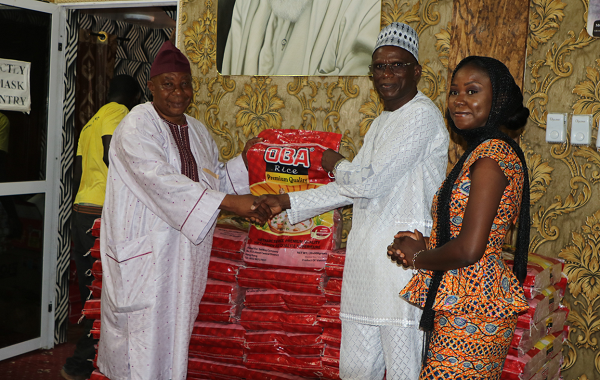      The the Export Manager of Latex Foam, Dr Yakubu Diomande (2nd right) presenting a sample of the rice to the Chief Protocol Officer at the Office of the National Chief Imam, Alhaji Latif Abdulsalam. with them is the Mrs Gifty E. Appiah, the Public Relations Officer of Latex Foam.