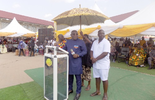 Seth Kwame  Acheampong (with mic), Eastern Regional Minister, addressing the festival