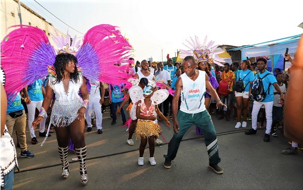 A dance group performing on the street of Jamestown during the Chale Wote festival. Picture: GABRIEL AHIABOR