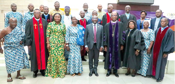 Vice-President Dr Mahamudu Bawumia (middle), Justina Marigold Assan (3rd from left), Central Regional Minister, with the leadership of the African Methodist Episcopal Zion Church at the biennial conference