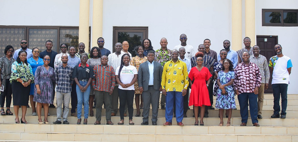 Participants and members of the research team in a group photo after the presentation of the findings of the MECS project