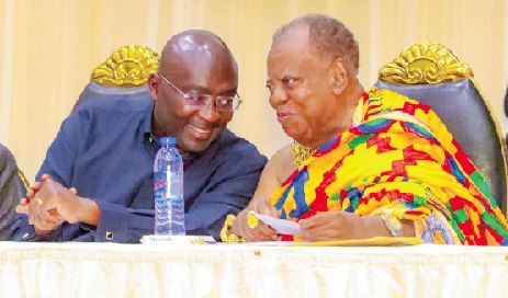 Dr Mahamdu Bawumia (left), the Vice-President, interacting with Nana Dr Susubribi Krobea Asante, Omanhene of Asante Asokore 