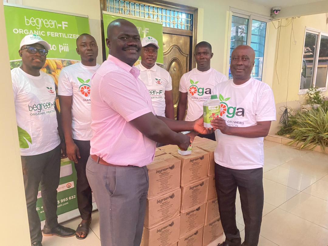 Eco Index Agro Solutions donates over GH¢25K worth of fertilizer to Orange Growers