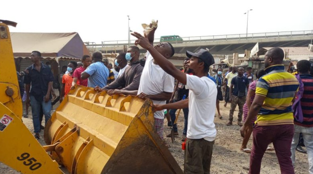 Traders at "Maame Dokuno - VVIP" enclave protested their eviction by the "Operation Clean Your Frontage," campaign led by the Greater Accra Regional Minister, Mr Henry Quartey, bringing the exercise to a halt momentarily.
