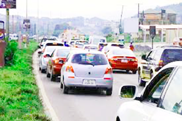 Traffic congestion around the Kasoa tollbooth  