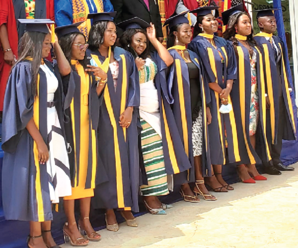 Graduates from Accra College of Medicine, 2021