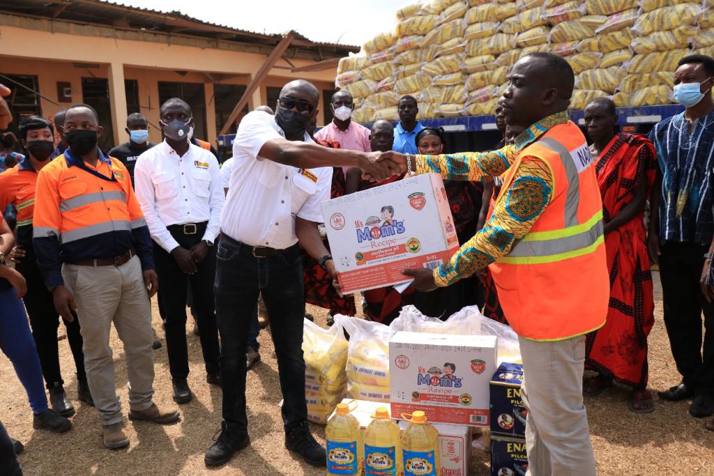Rebuilding Appiatse: Ibrahim Mahama pledges support after donating food items