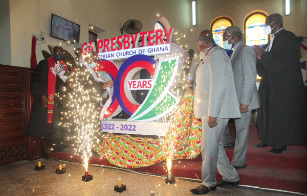 Rev. Dr Abraham Nana Opare Kwakye (2nd from left), Chairperson of the Ga Presbytery, and Rev. Dr Godwin Nii Noi Odonkor (left), Clerk of General Assembly of the PCG, together with some officiating ministers after unveiling the anniversary logo.  Picture: ESTHER ADJEI