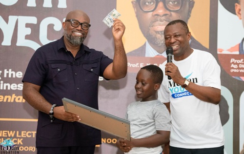 McDan advises students to combine entrepreneurship with education