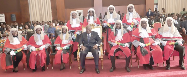 President Akufo-Addo (middle) with the High Court judges at the Jubilee House. Picture: SAMUEL TEI ADANO